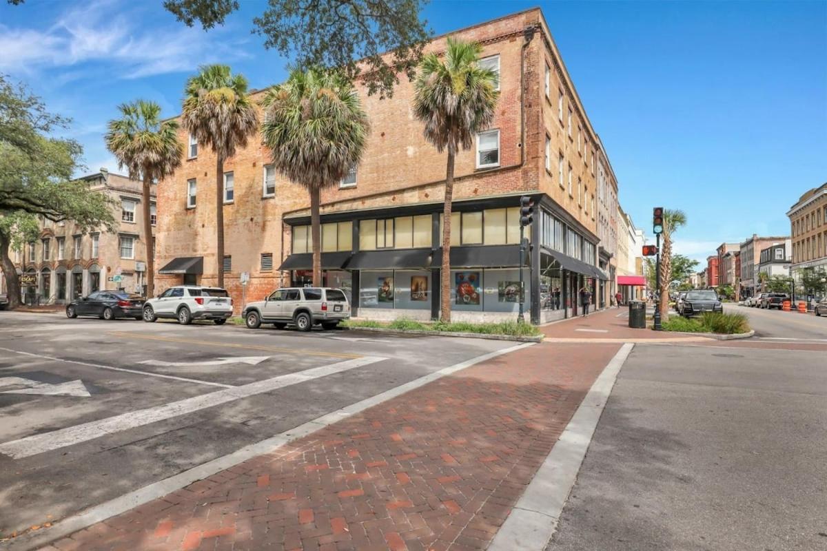 Lush Savannah Loft - Near Plant Riverside District Екстер'єр фото
